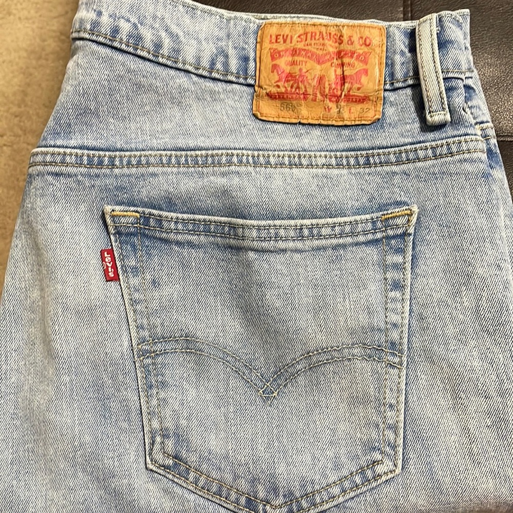 Mens Levi’s jeans 36x32 in good condition